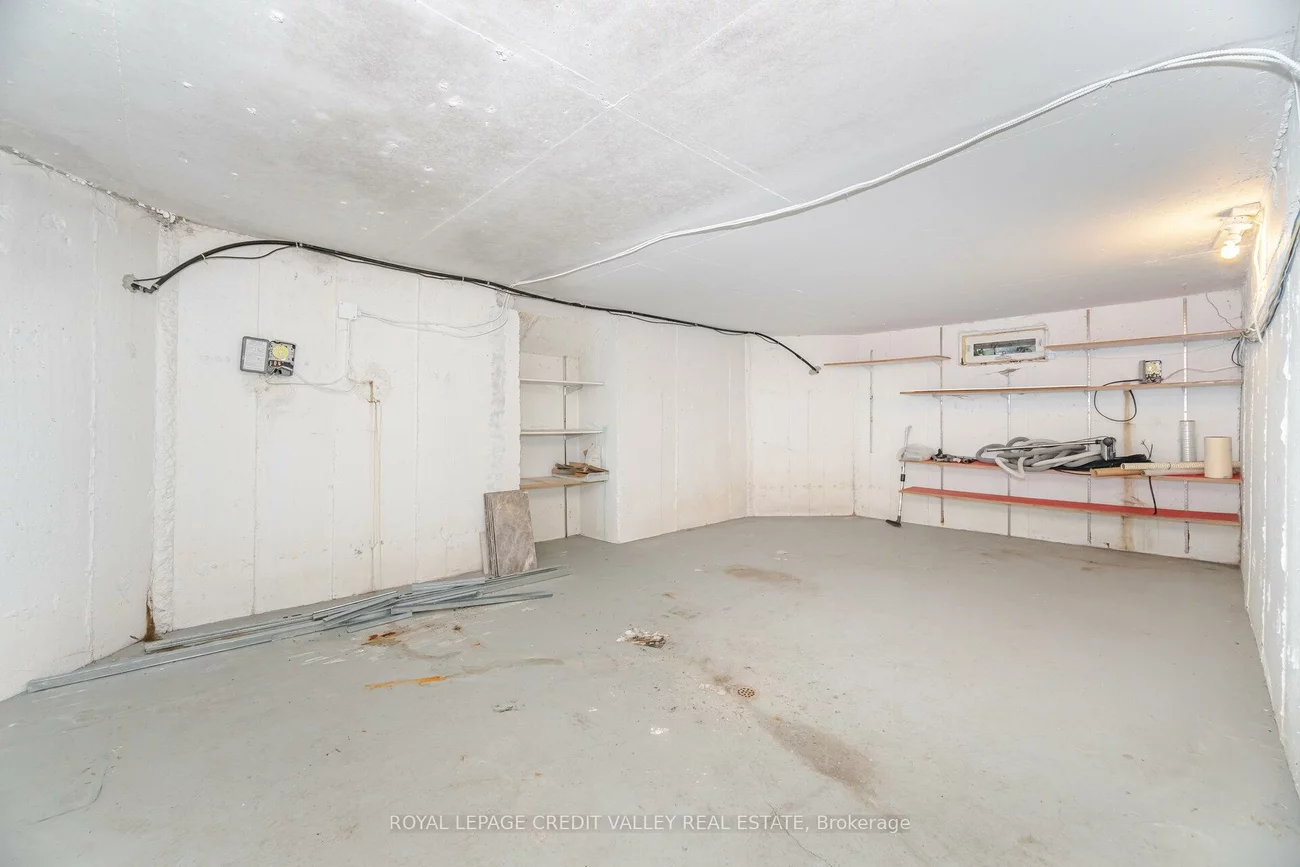 2, Huntingwood, Islington Woods, Vaughan