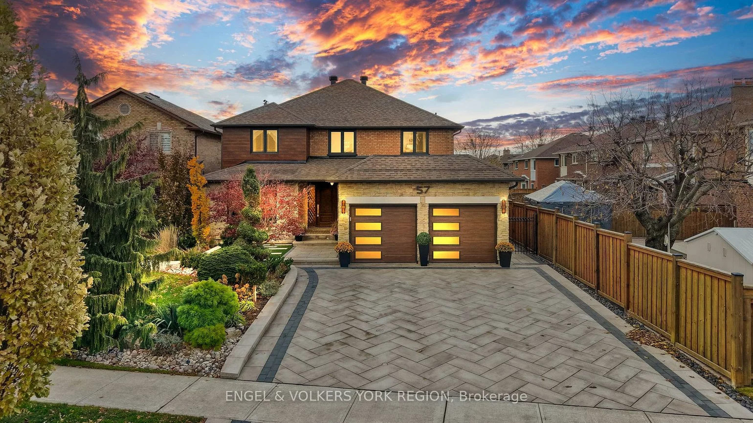 57, Burgosa, East Woodbridge, Vaughan