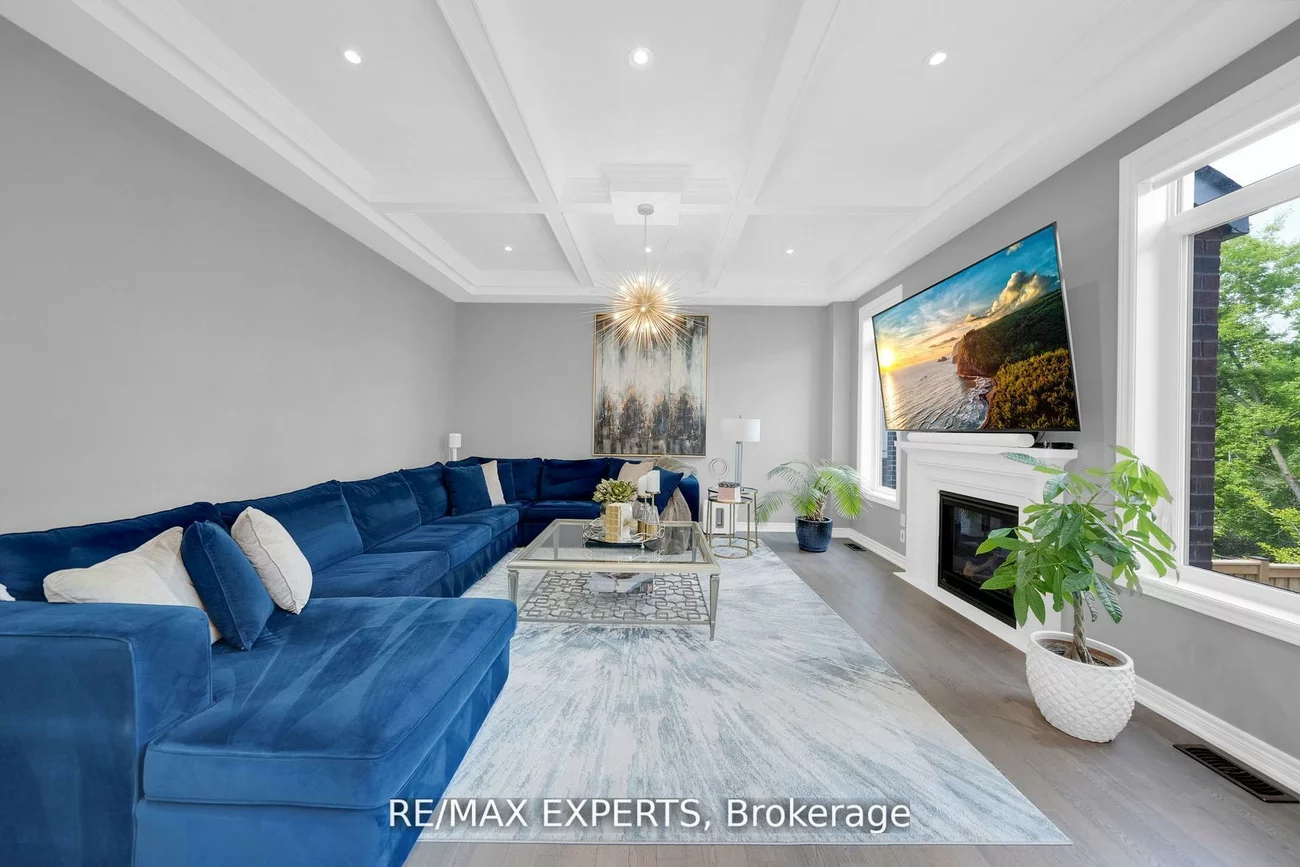 74, Ryerson, Kleinburg, Vaughan