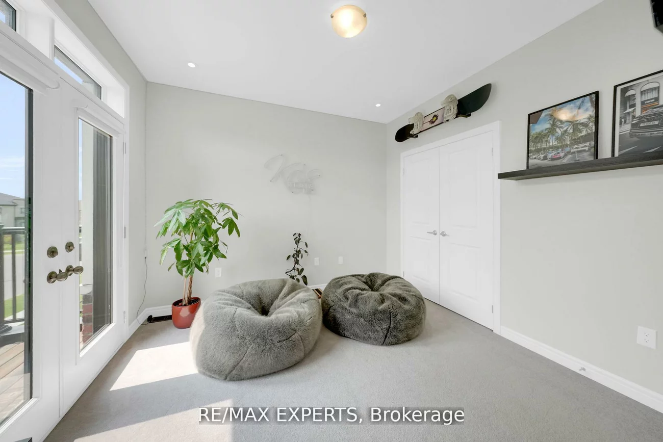 74, Ryerson, Kleinburg, Vaughan