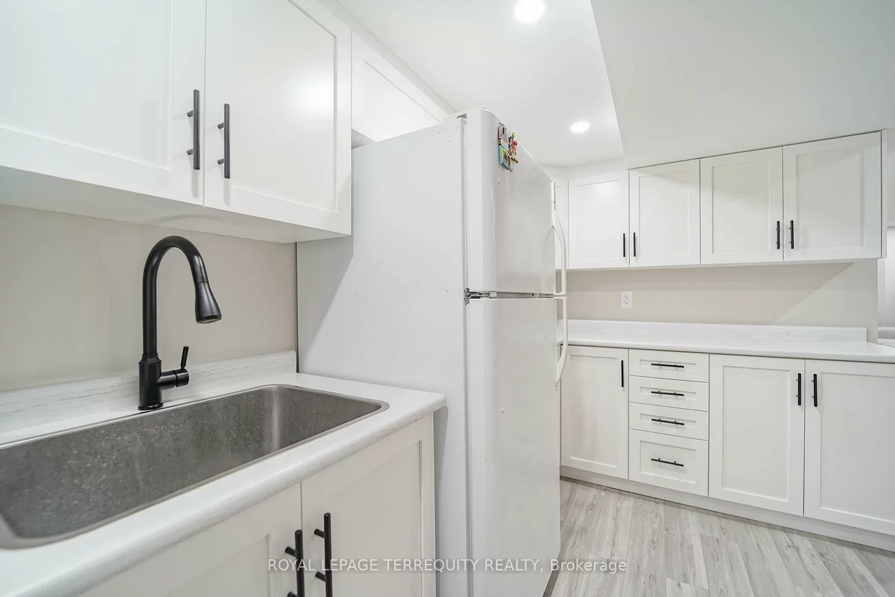 9, Stonebriar, Maple, Vaughan