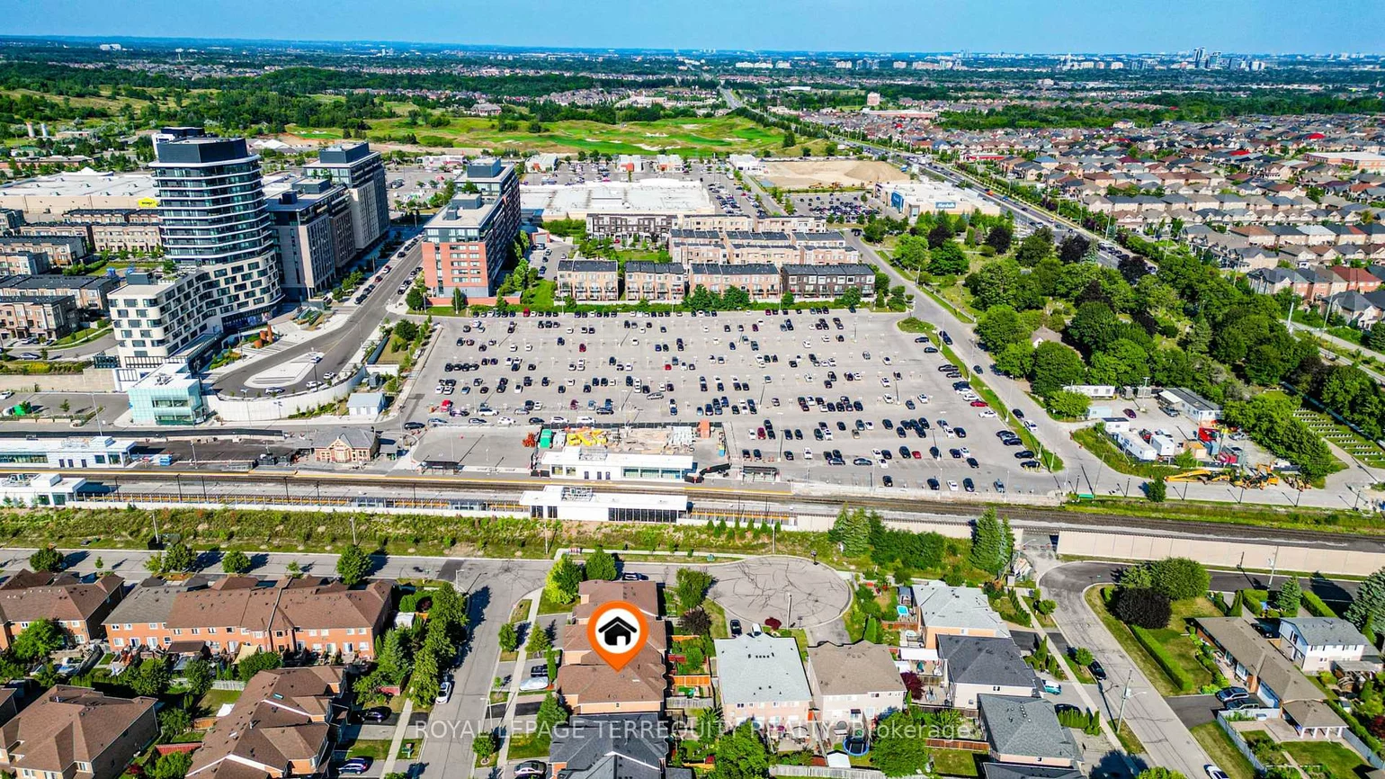 9, Stonebriar, Maple, Vaughan