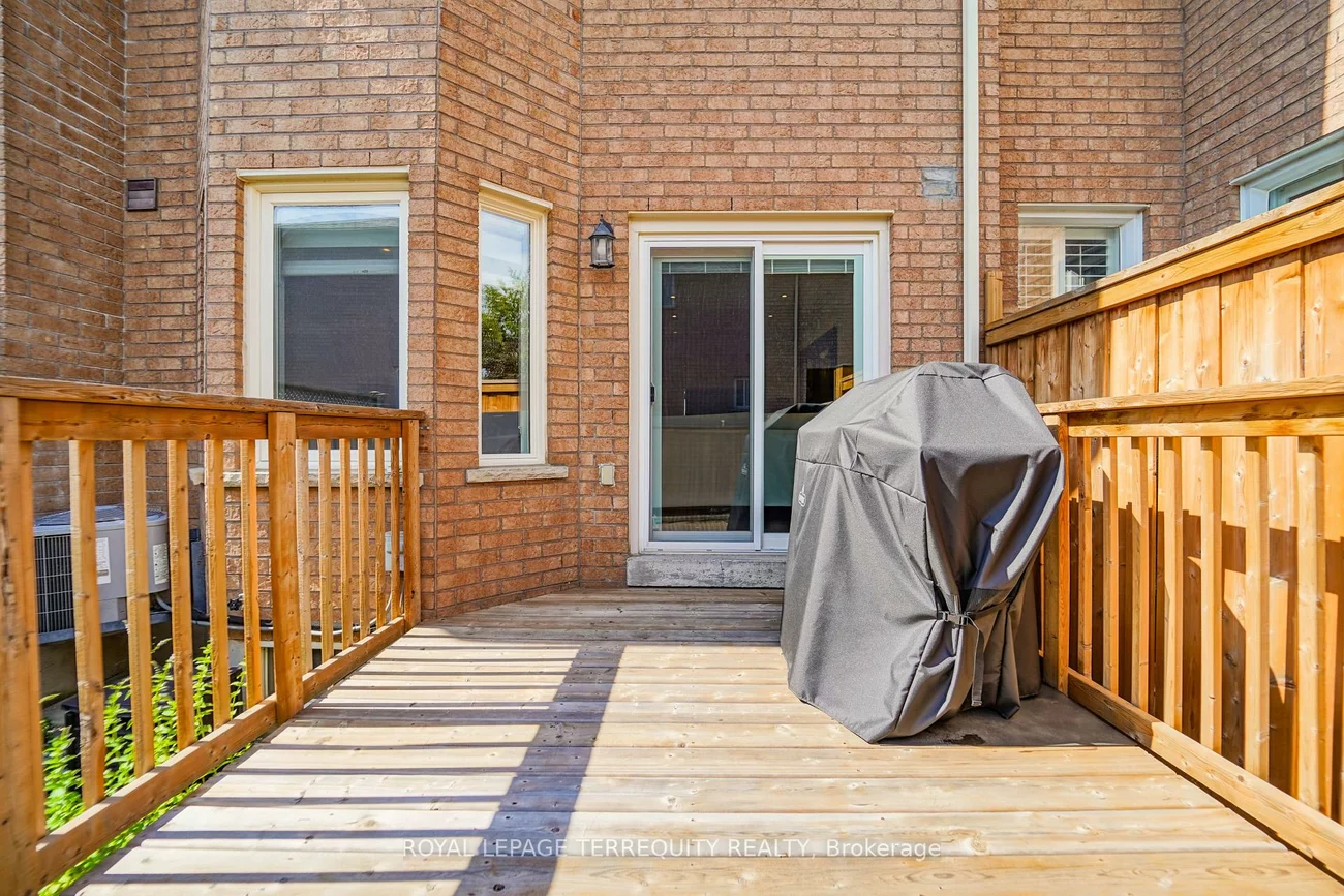 9, Stonebriar, Maple, Vaughan