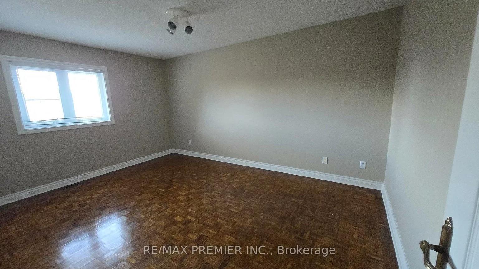 36, Railway, Maple, Vaughan