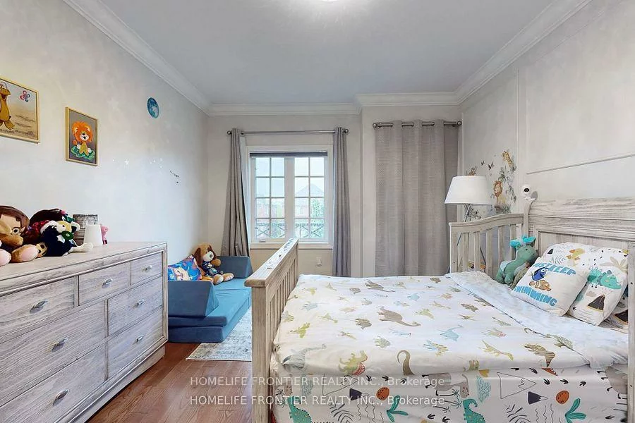 28, Rock Elm, Patterson, Vaughan