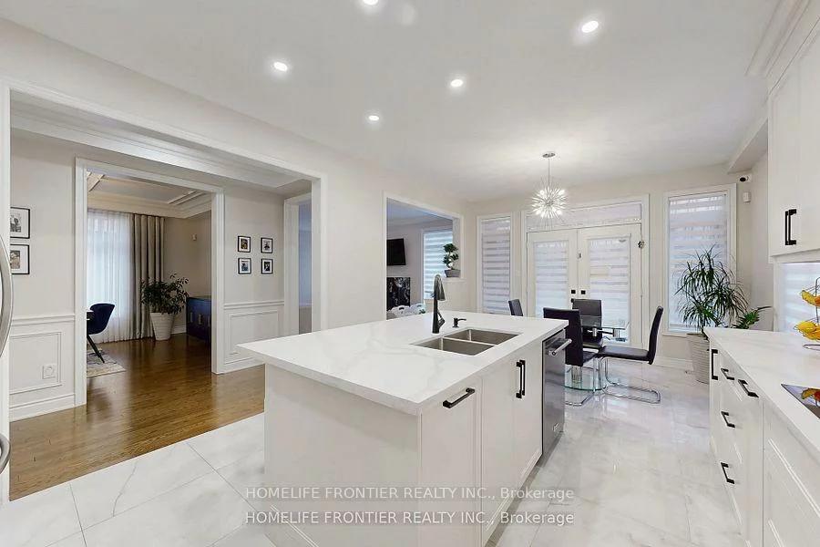 28, Rock Elm, Patterson, Vaughan