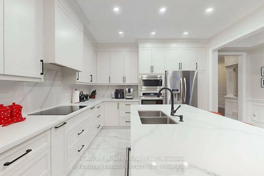 28, Rock Elm, Patterson, Vaughan