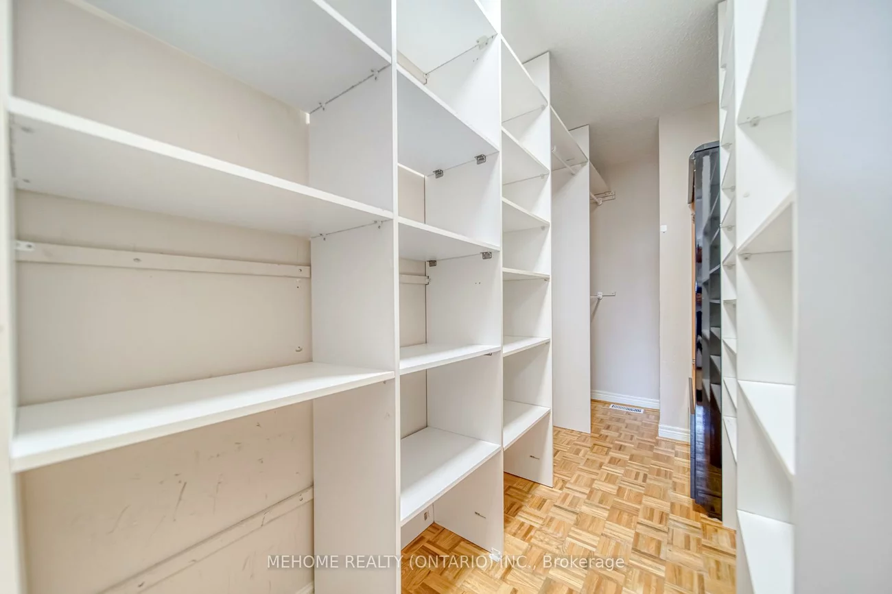 55, D'amato, Maple, Vaughan