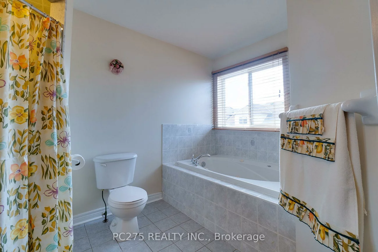 24, Wheatfield, Vellore Village, Vaughan