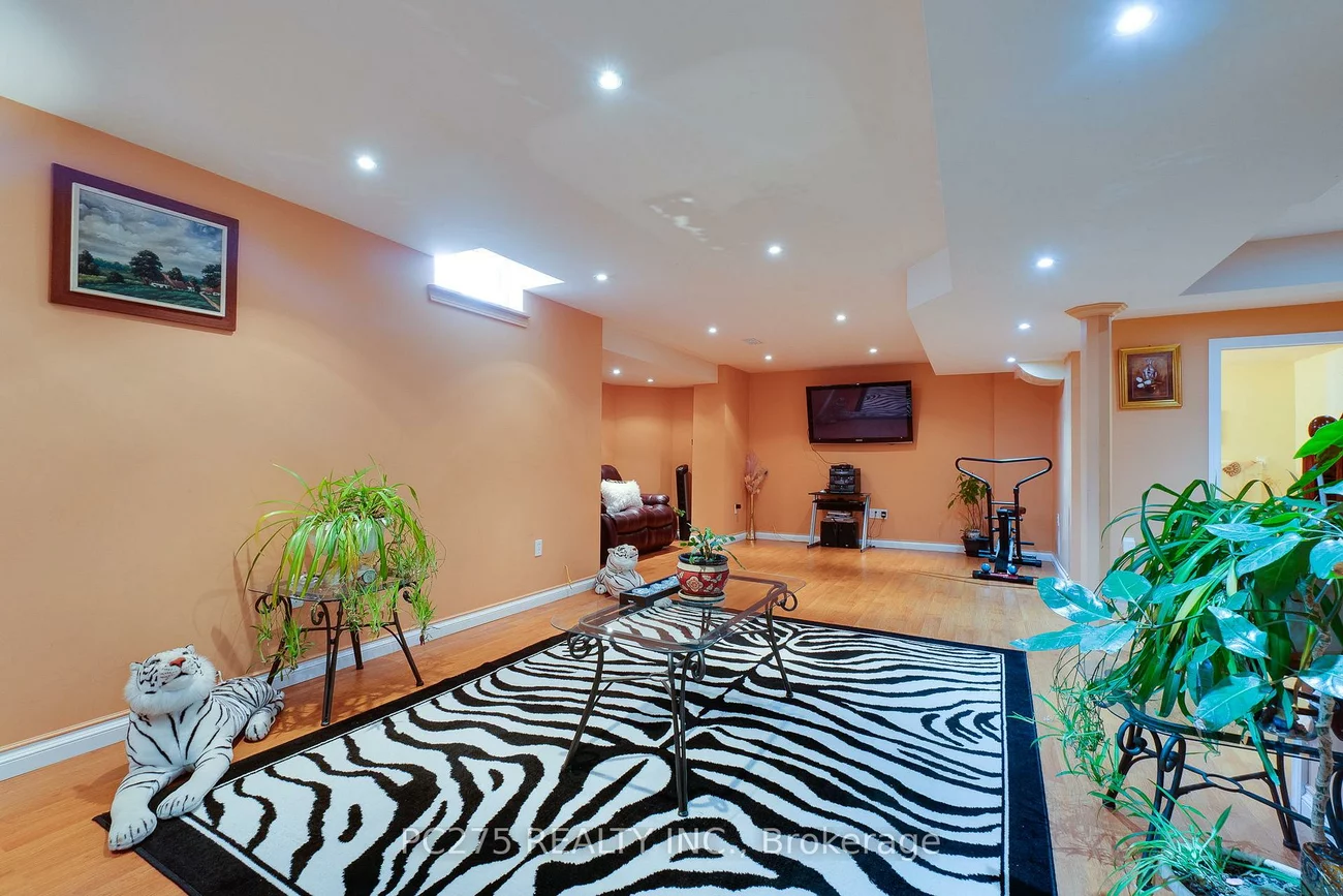 24, Wheatfield, Vellore Village, Vaughan