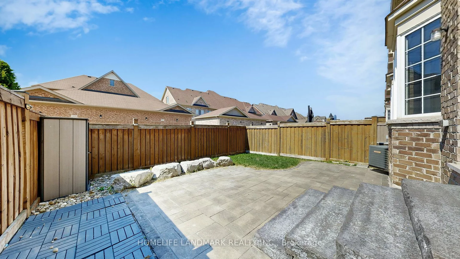 116, Pelee, Kleinburg, Vaughan