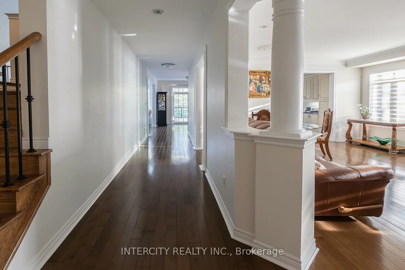 23, Halo, Patterson, Vaughan