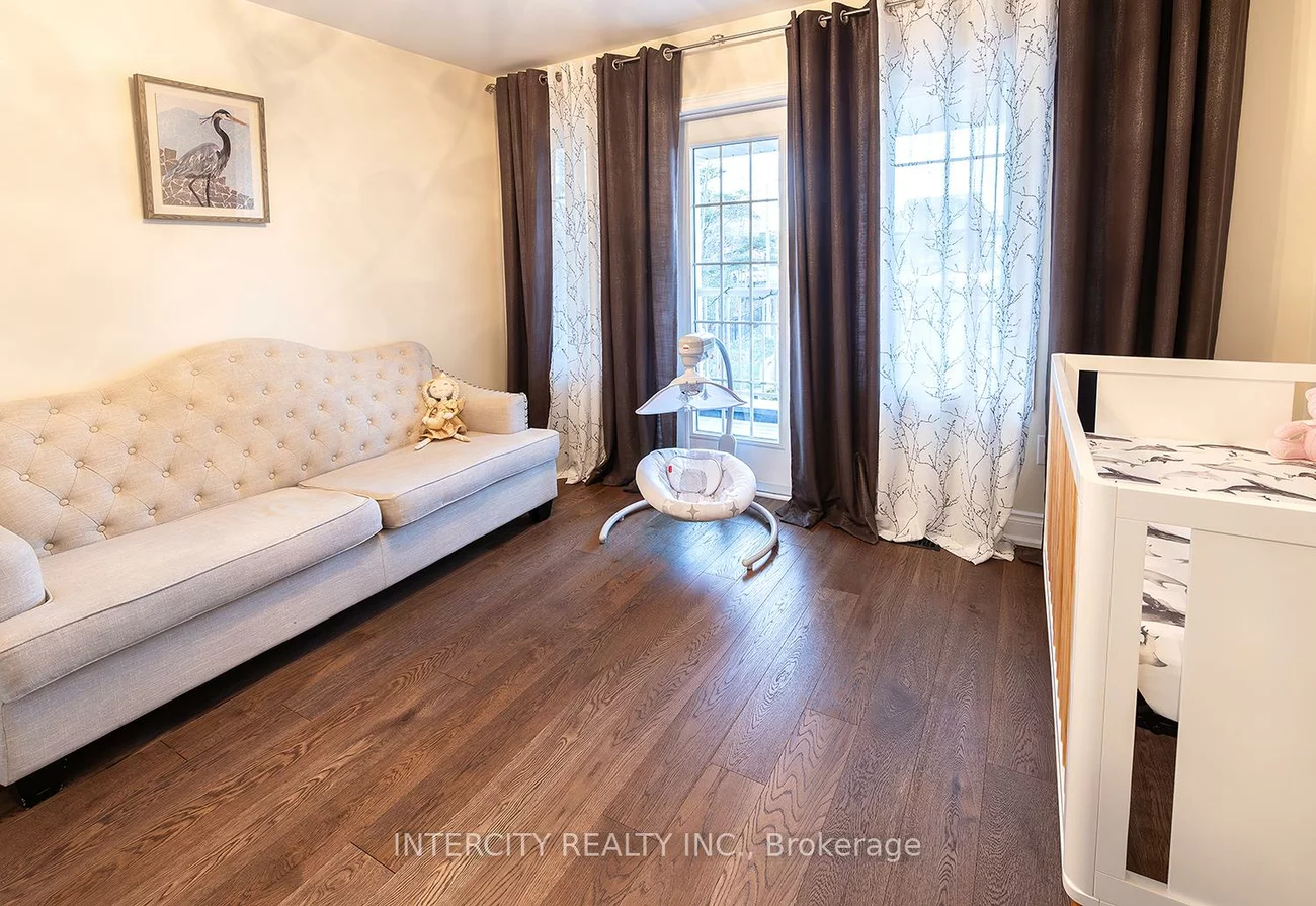 23, Halo, Patterson, Vaughan