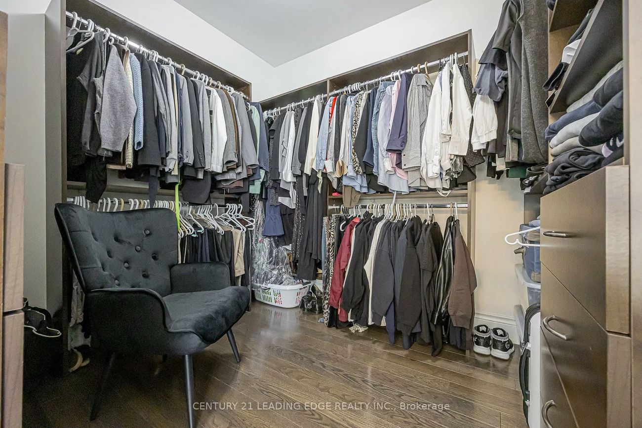 183, Maurier, Patterson, Vaughan