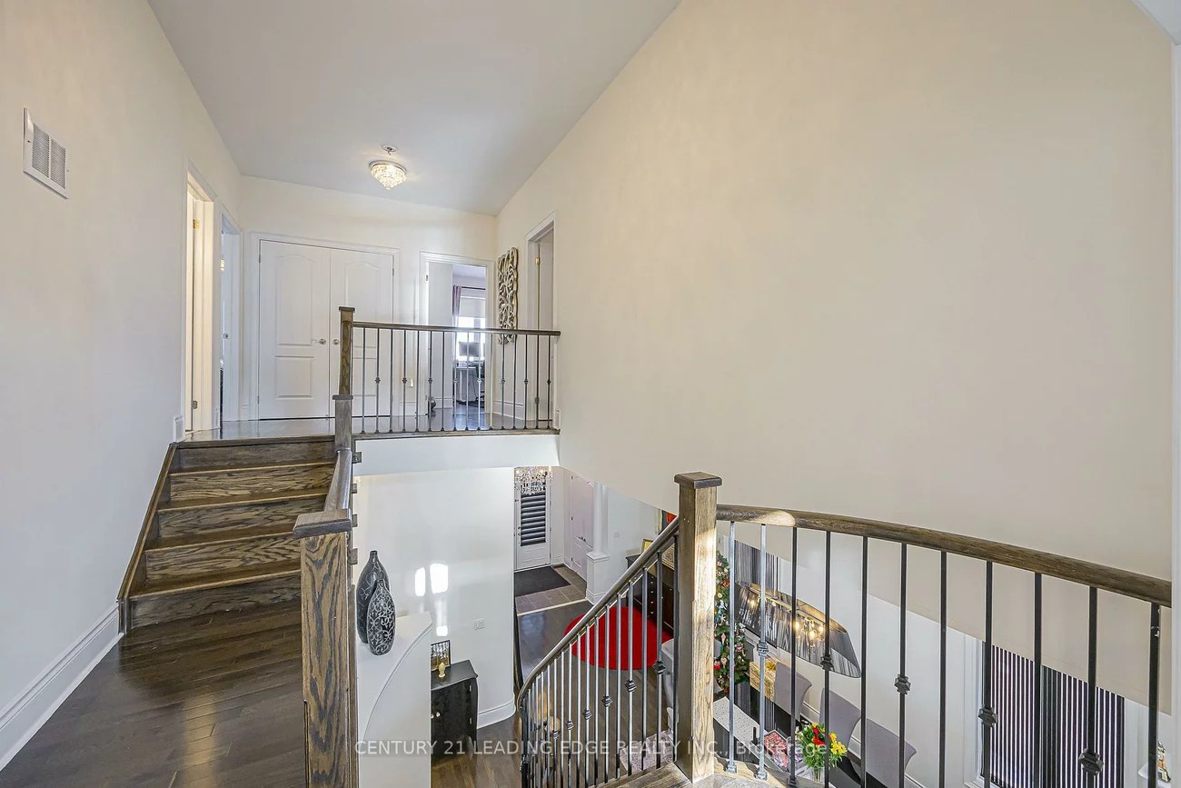 183, Maurier, Patterson, Vaughan