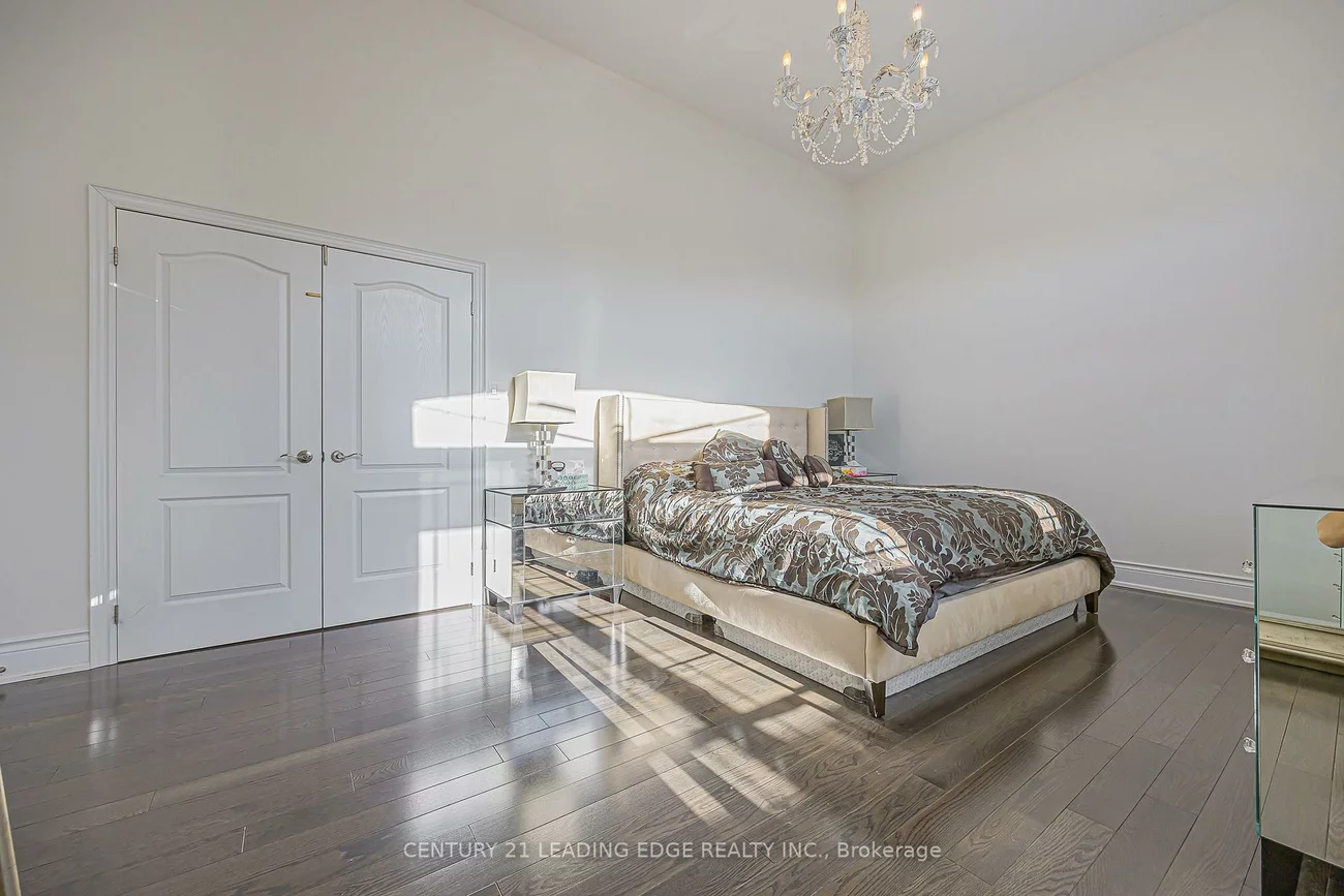 183, Maurier, Patterson, Vaughan