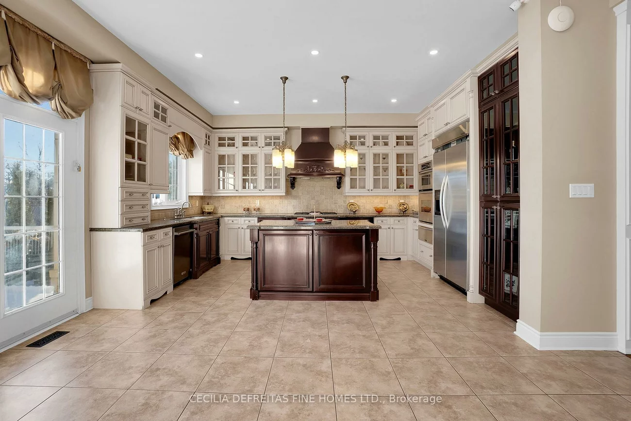 11, Beauvista, Vellore Village, Vaughan