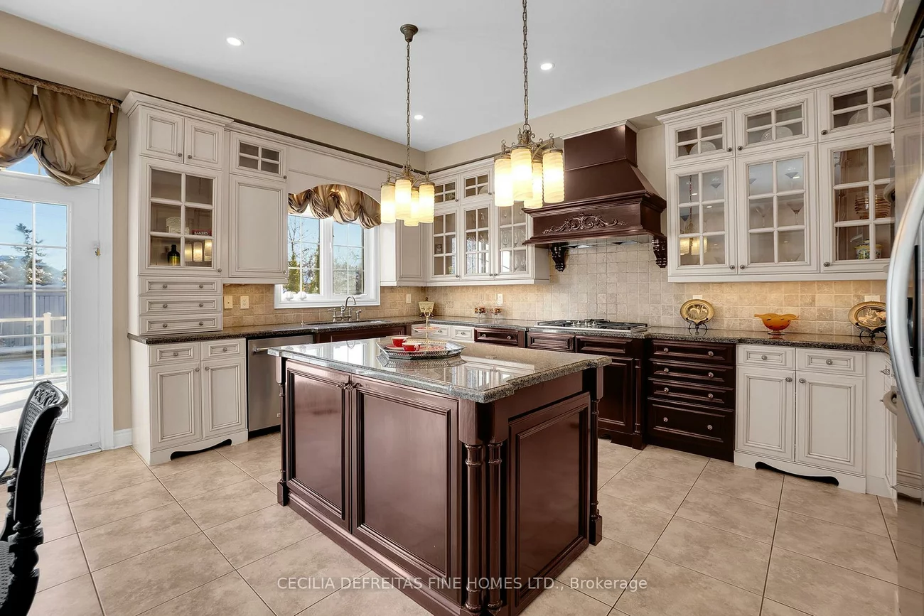 11, Beauvista, Vellore Village, Vaughan