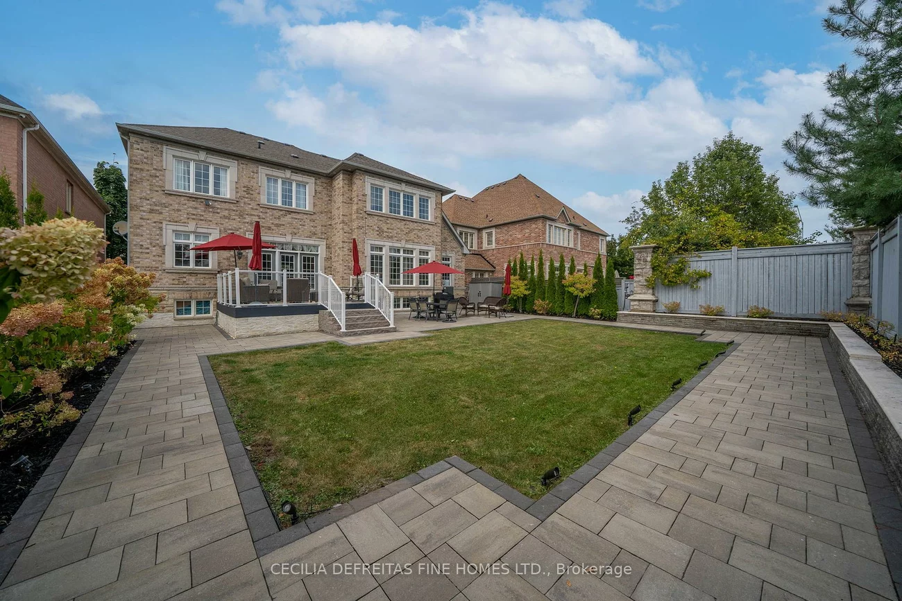 11, Beauvista, Vellore Village, Vaughan