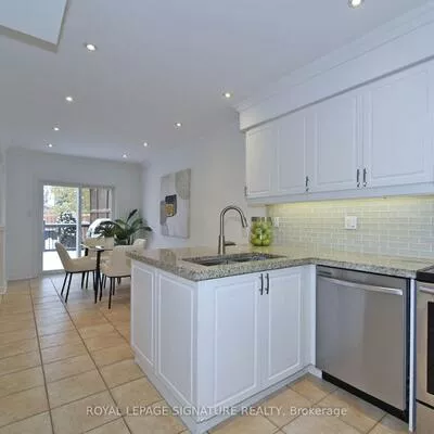 257, Deepsprings, Vellore Village, Vaughan