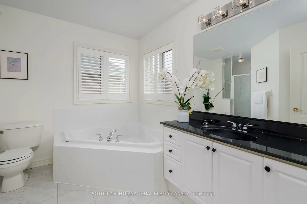 16, Saint Clare, Vellore Village, Vaughan