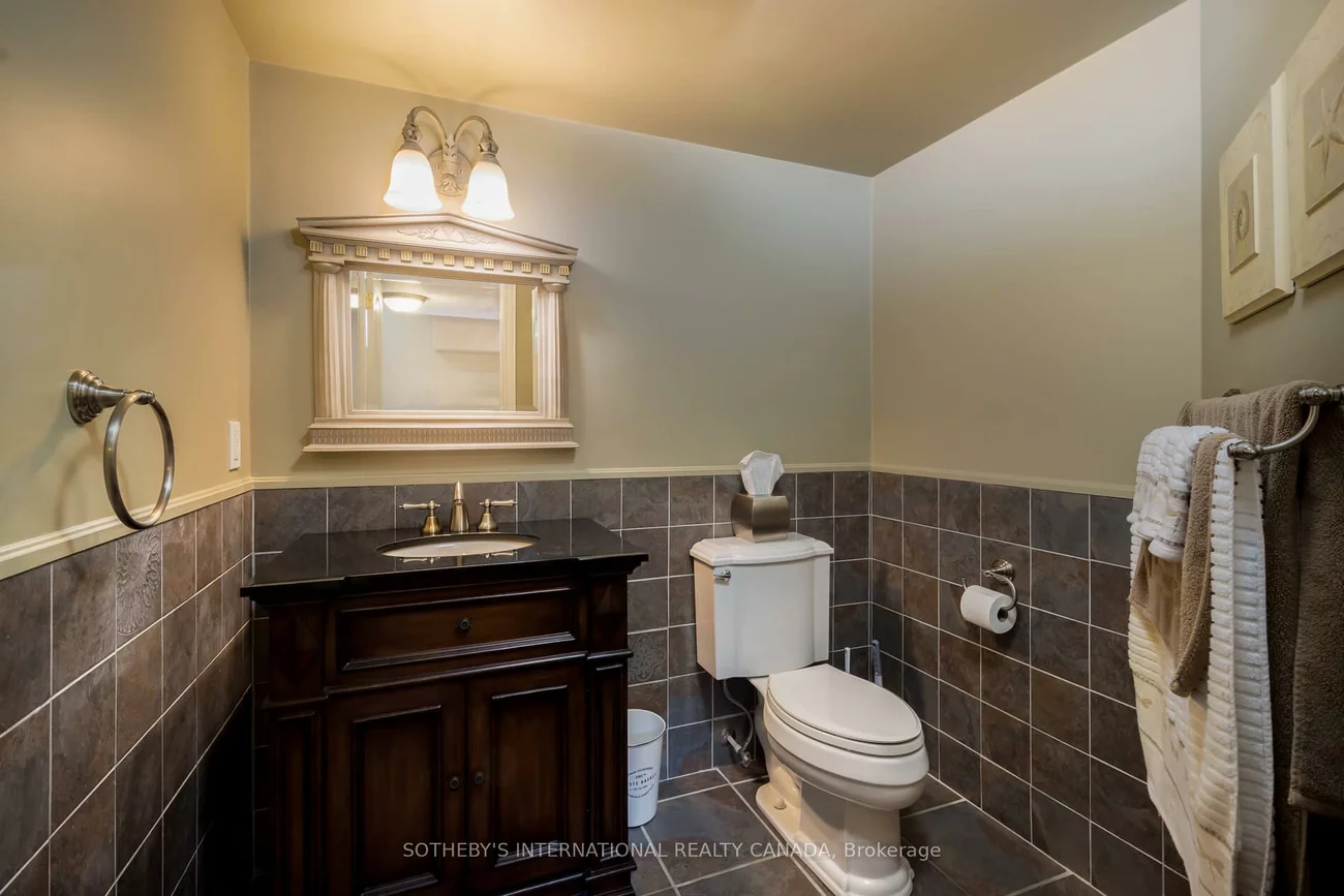 16, Saint Clare, Vellore Village, Vaughan