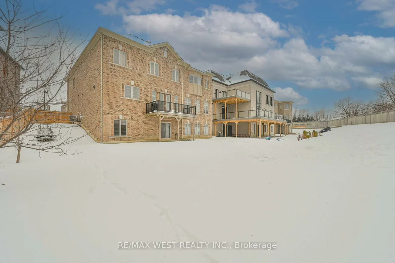 293, Torrey Pines, Kleinburg, Vaughan