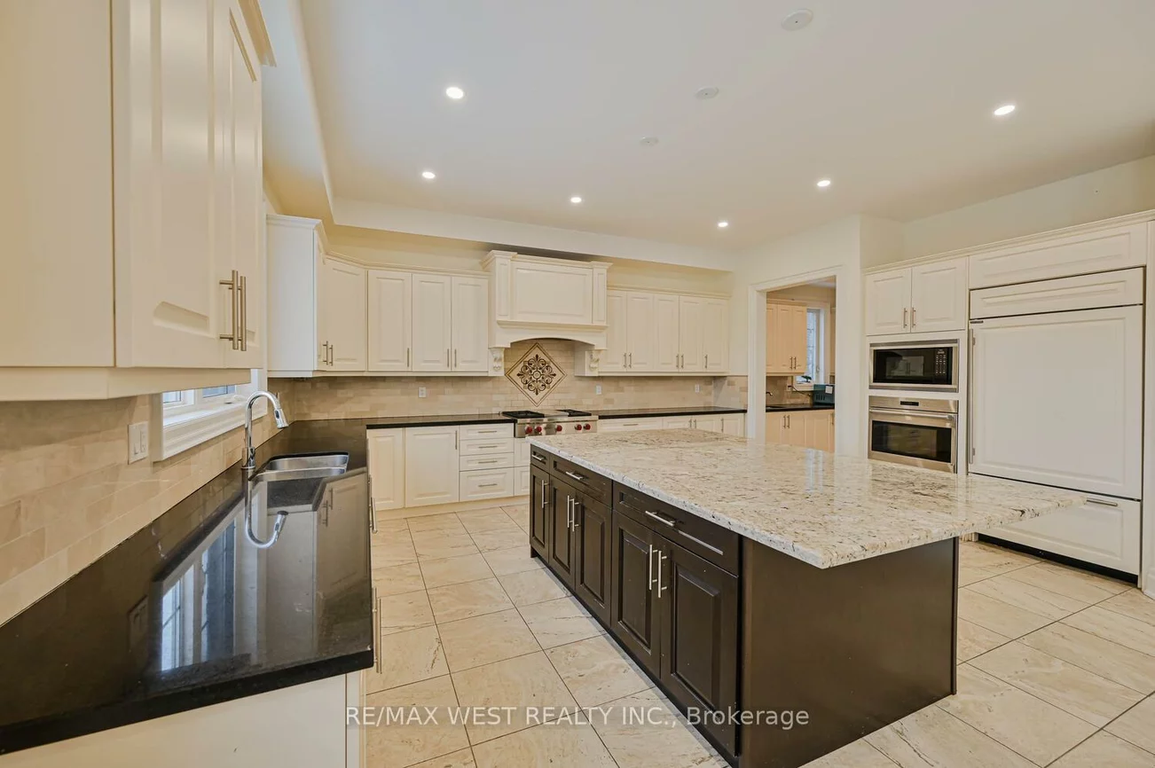 293, Torrey Pines, Kleinburg, Vaughan