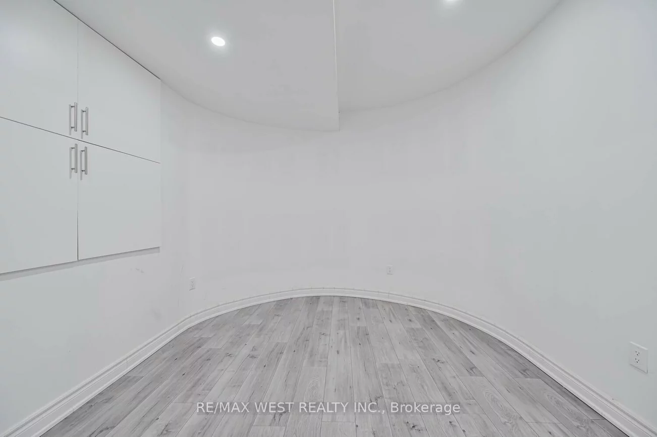 293, Torrey Pines, Kleinburg, Vaughan