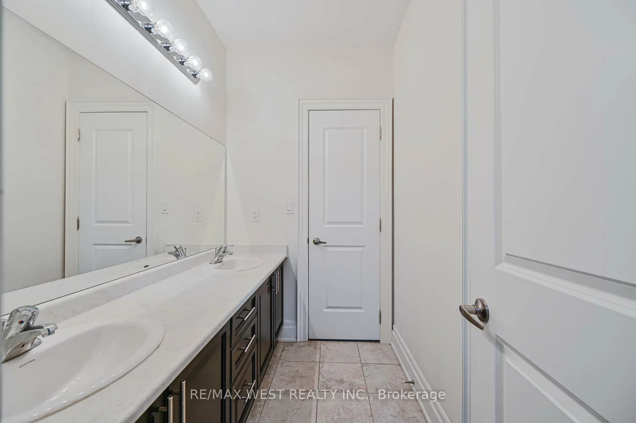 293, Torrey Pines, Kleinburg, Vaughan