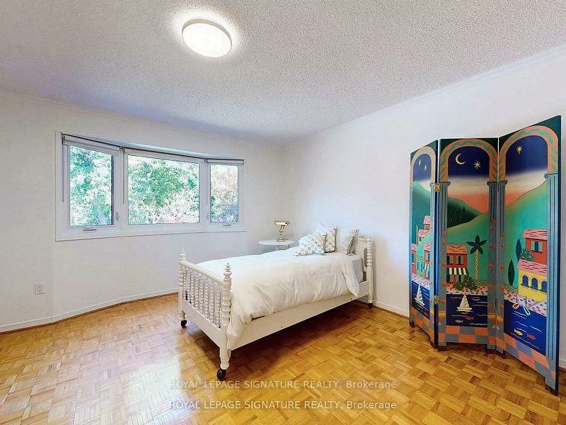 48, Millcroft, Brownridge, Vaughan