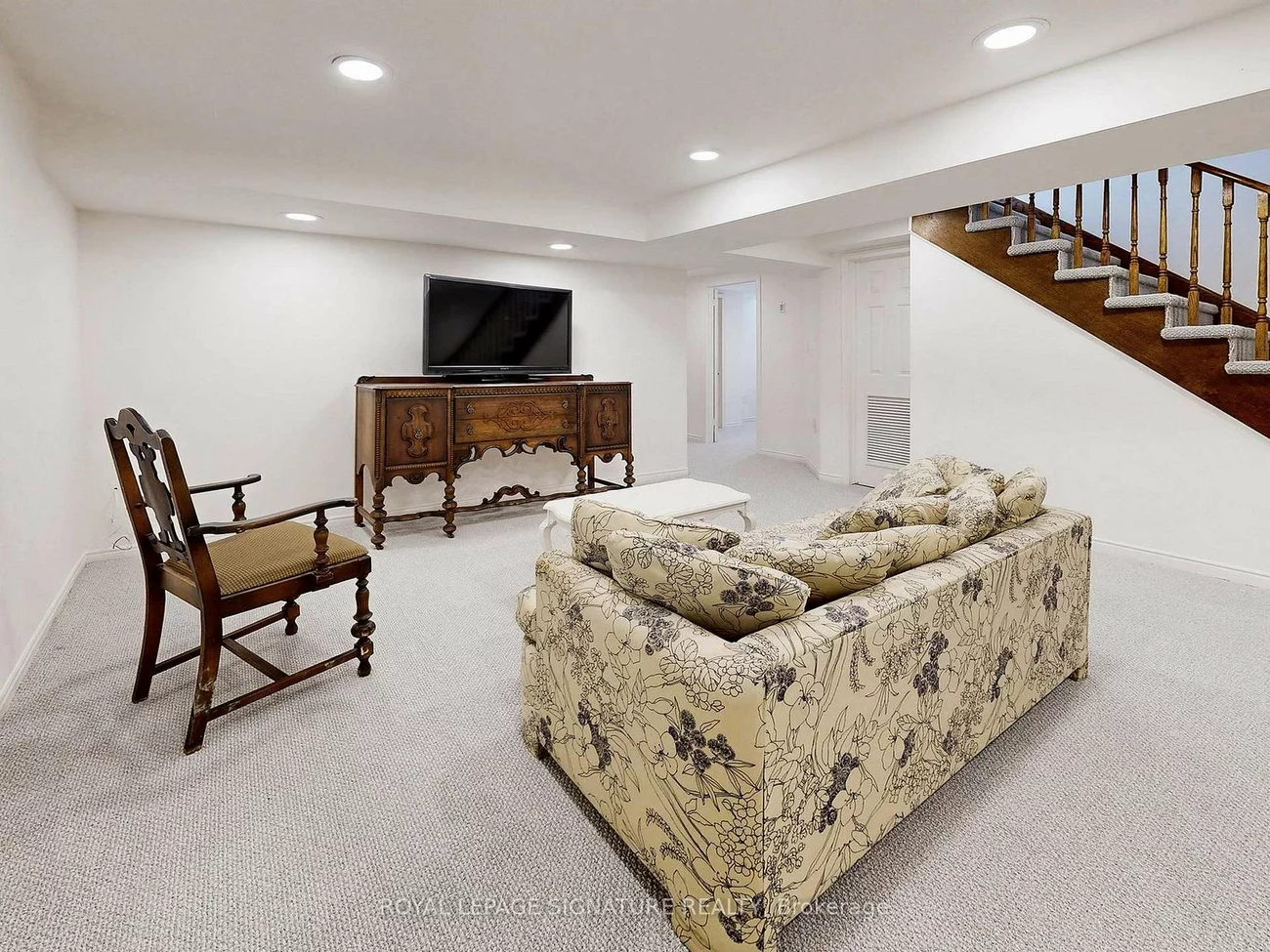 48, Millcroft, Brownridge, Vaughan