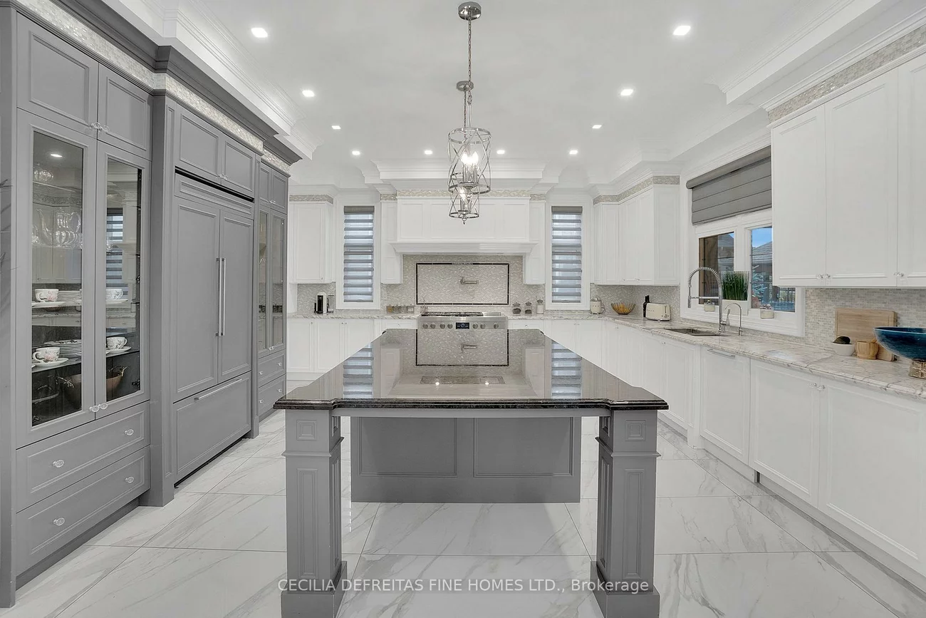 78, Mizuno, Kleinburg, Vaughan