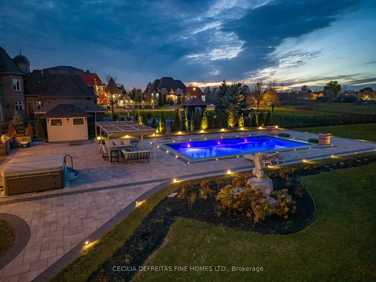 78, Mizuno, Kleinburg, Vaughan