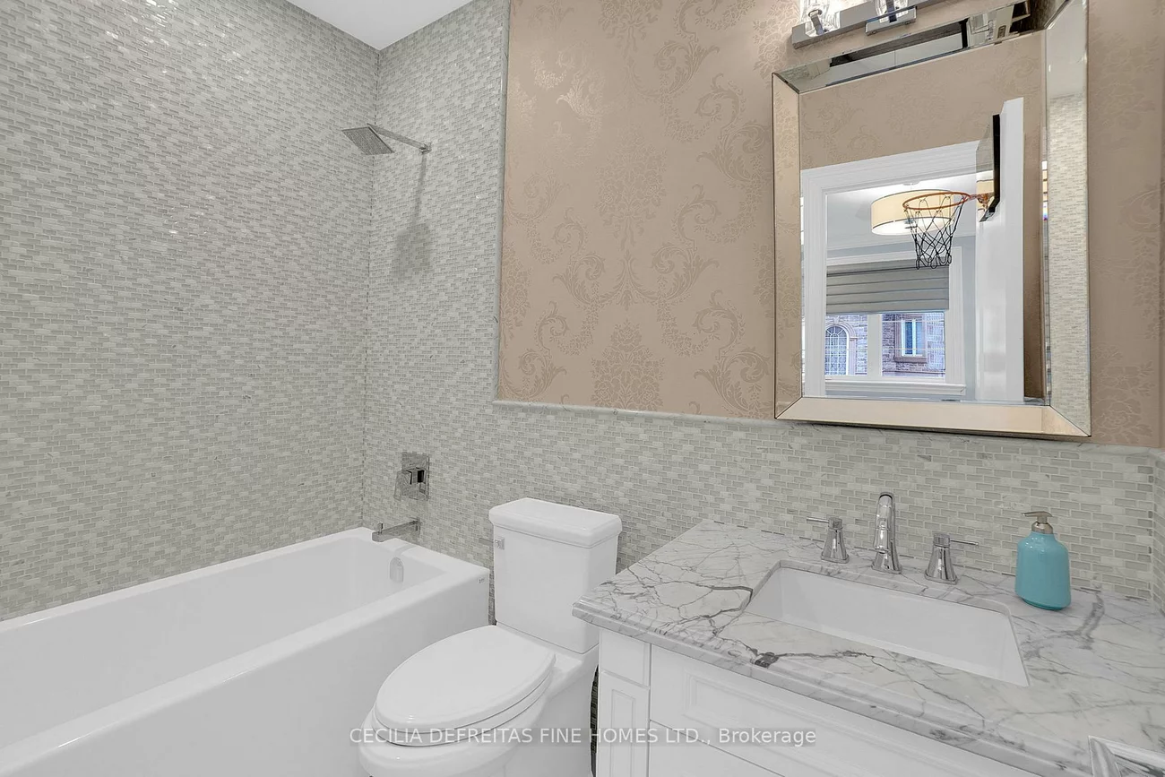 78, Mizuno, Kleinburg, Vaughan