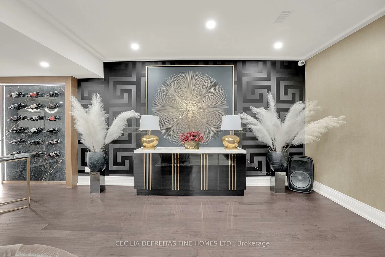 78, Mizuno, Kleinburg, Vaughan