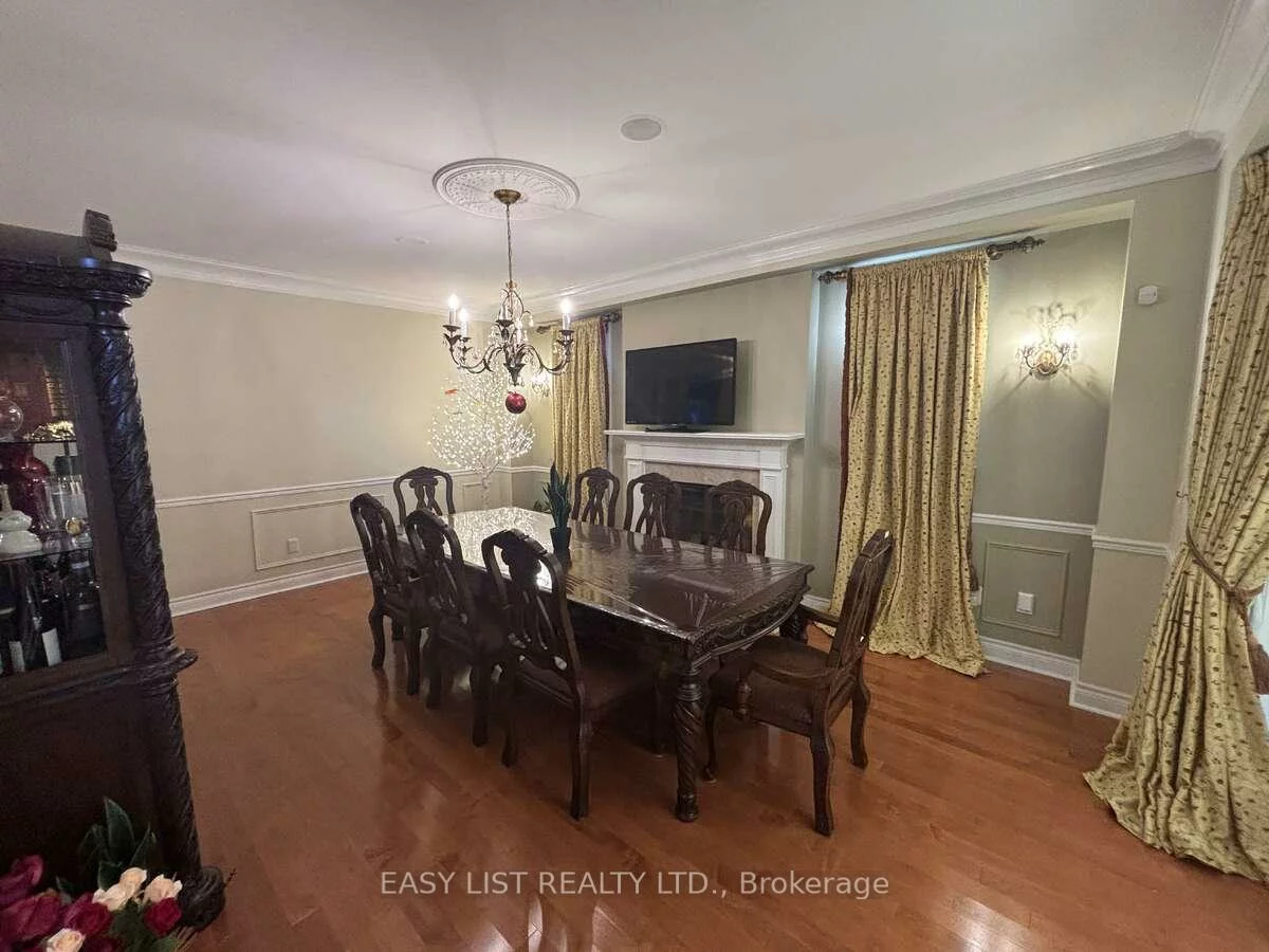 785, Clarence, Islington Woods, Vaughan