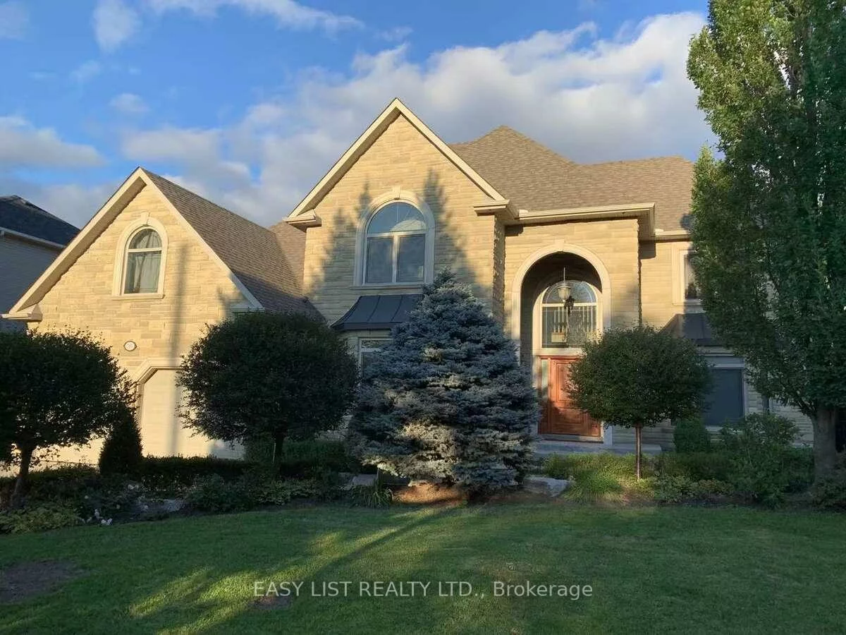 785, Clarence, Islington Woods, Vaughan