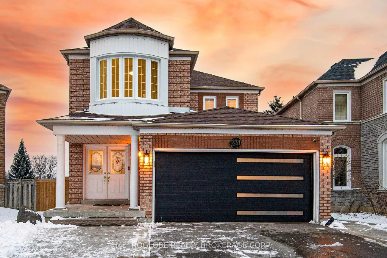 231, Matthew, East Woodbridge, Vaughan