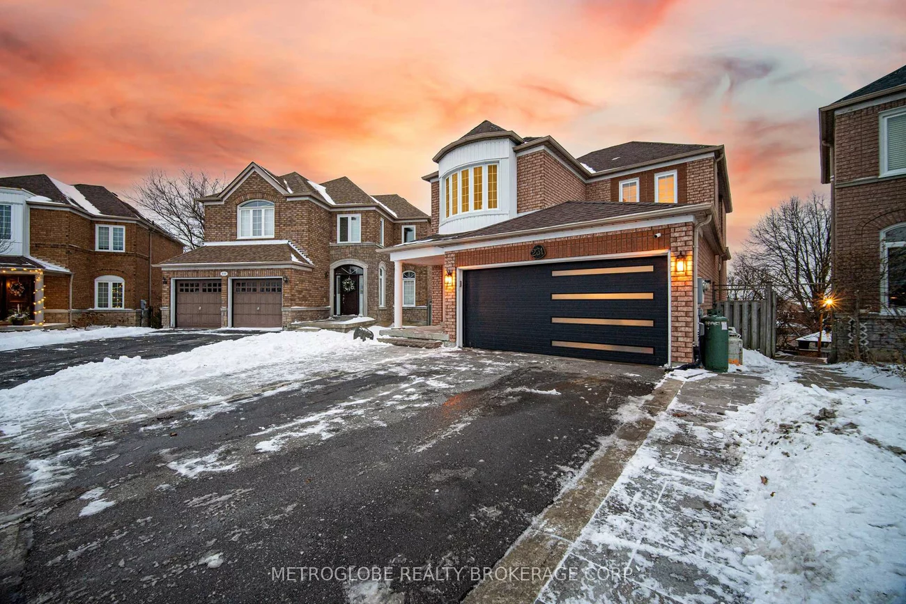 231, Matthew, East Woodbridge, Vaughan