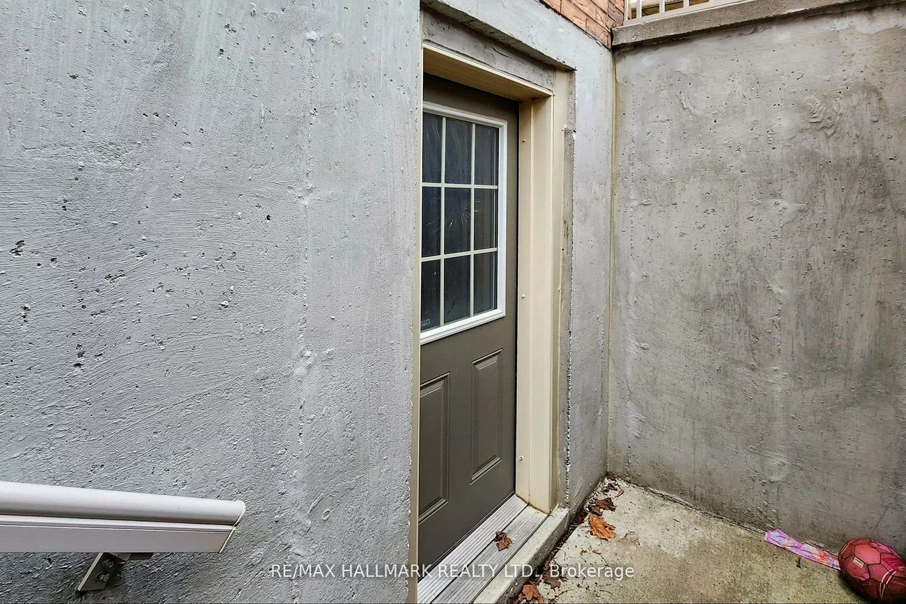 64, Chesney, Kleinburg, Vaughan