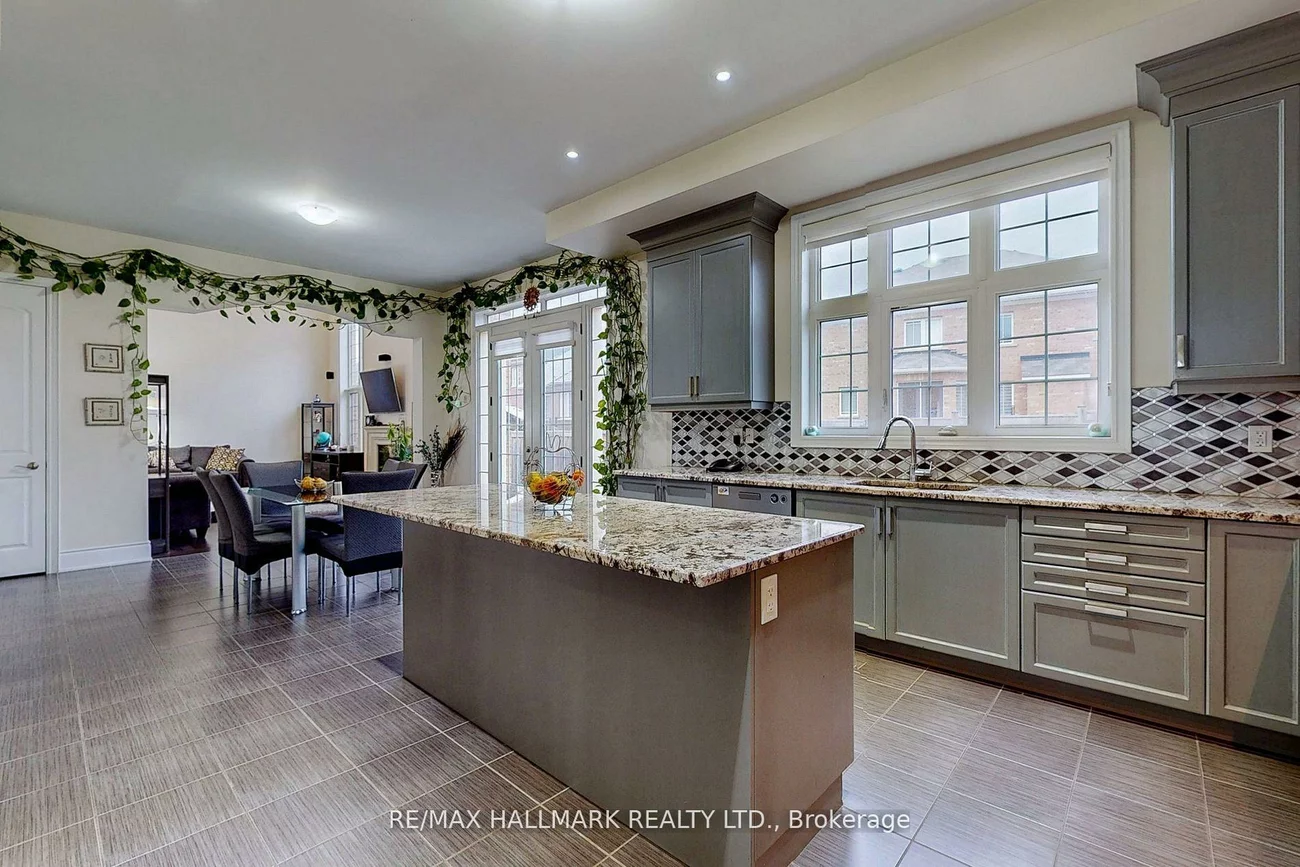 64, Chesney, Kleinburg, Vaughan