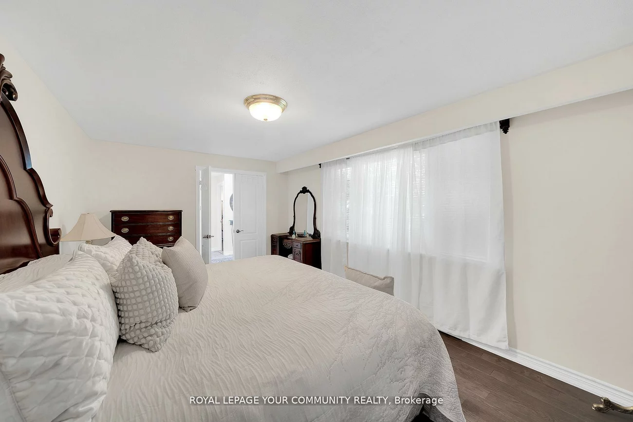 8065, Kipling, West Woodbridge, Vaughan