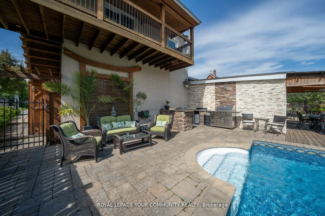 8065, Kipling, West Woodbridge, Vaughan