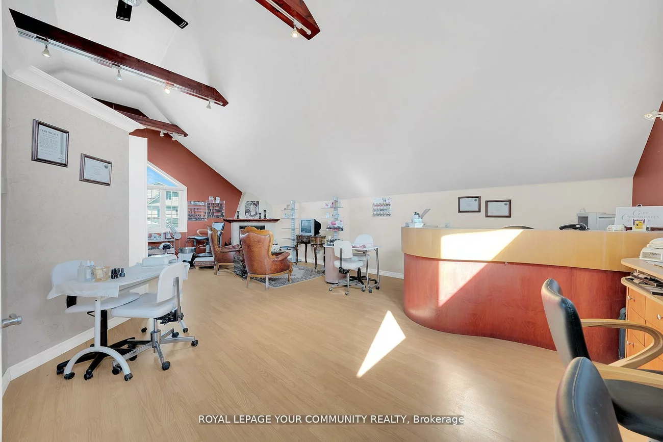 8065, Kipling, West Woodbridge, Vaughan