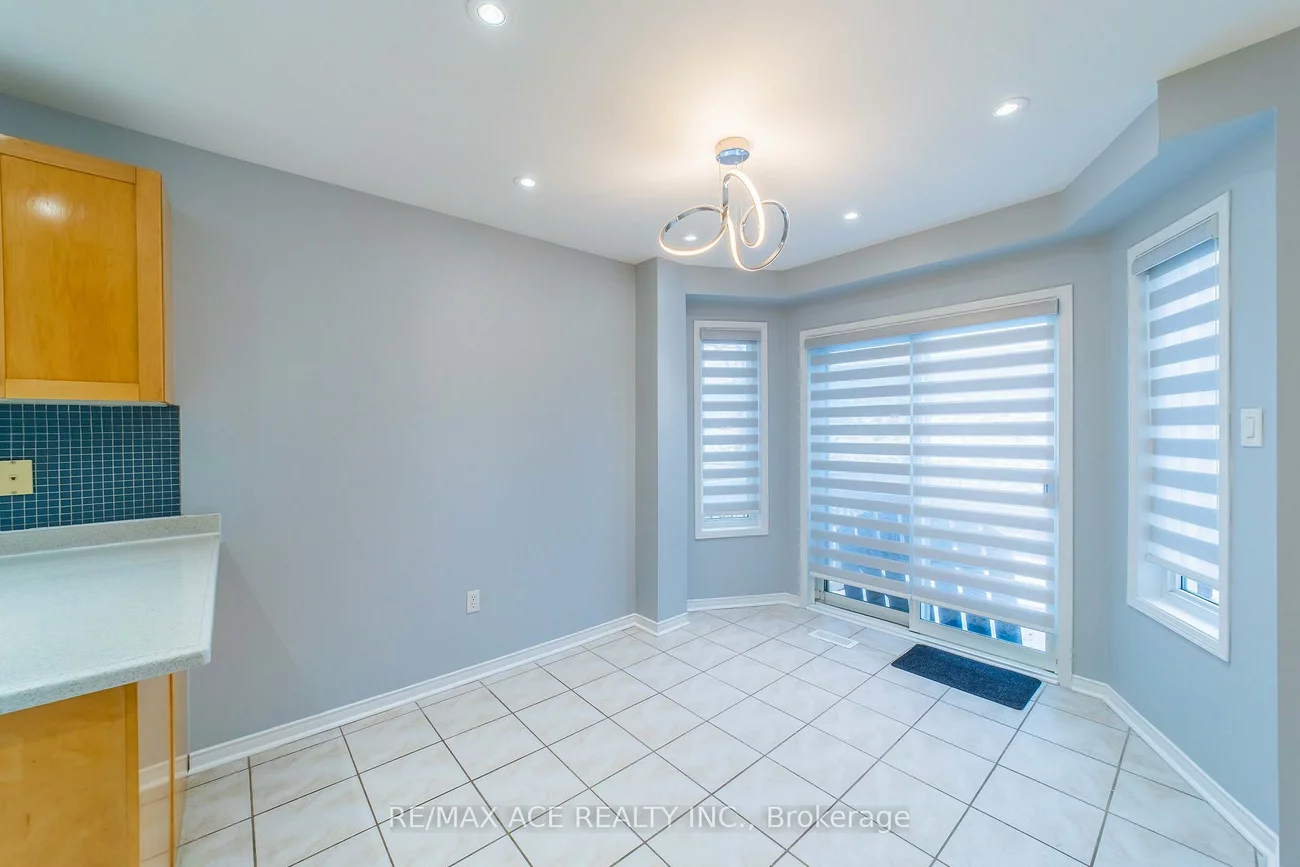 65, Blackthorn, Maple, Vaughan