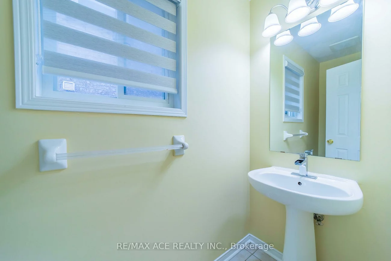 65, Blackthorn, Maple, Vaughan