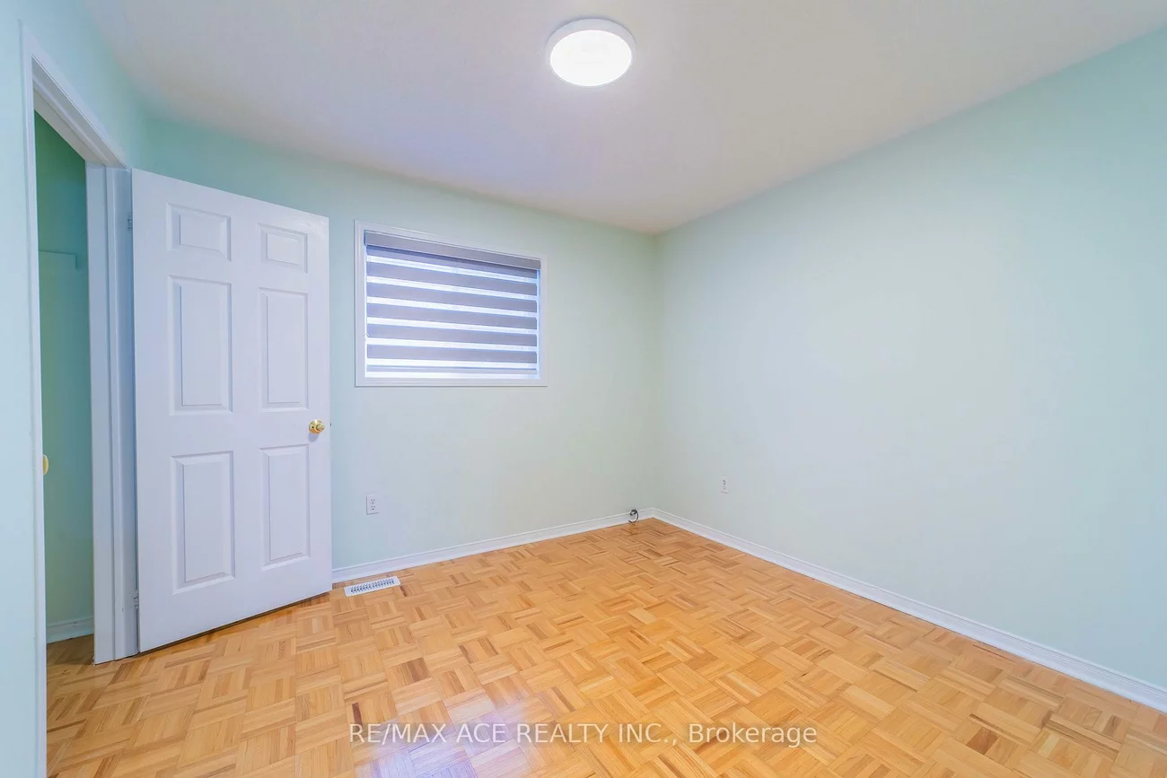 65, Blackthorn, Maple, Vaughan