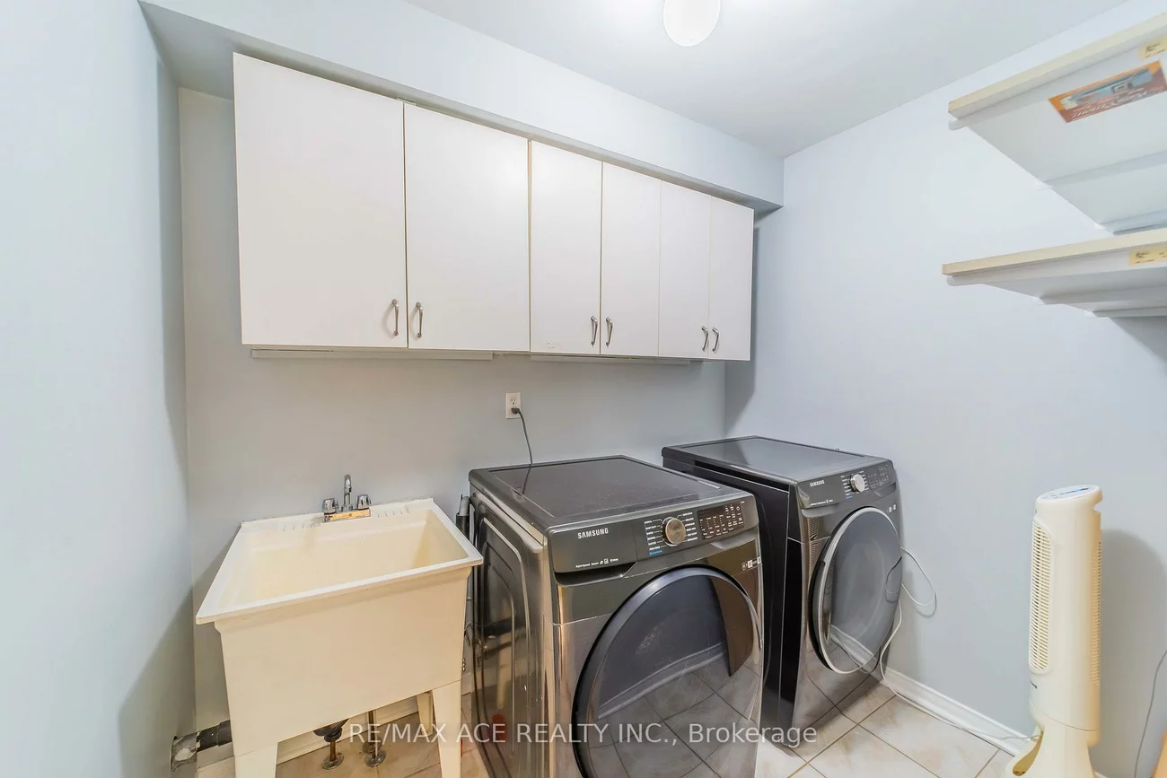 65, Blackthorn, Maple, Vaughan