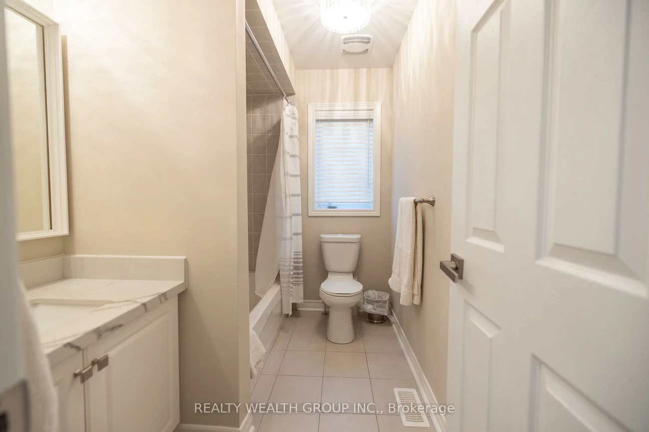 32, Rock Elm, Patterson, Vaughan